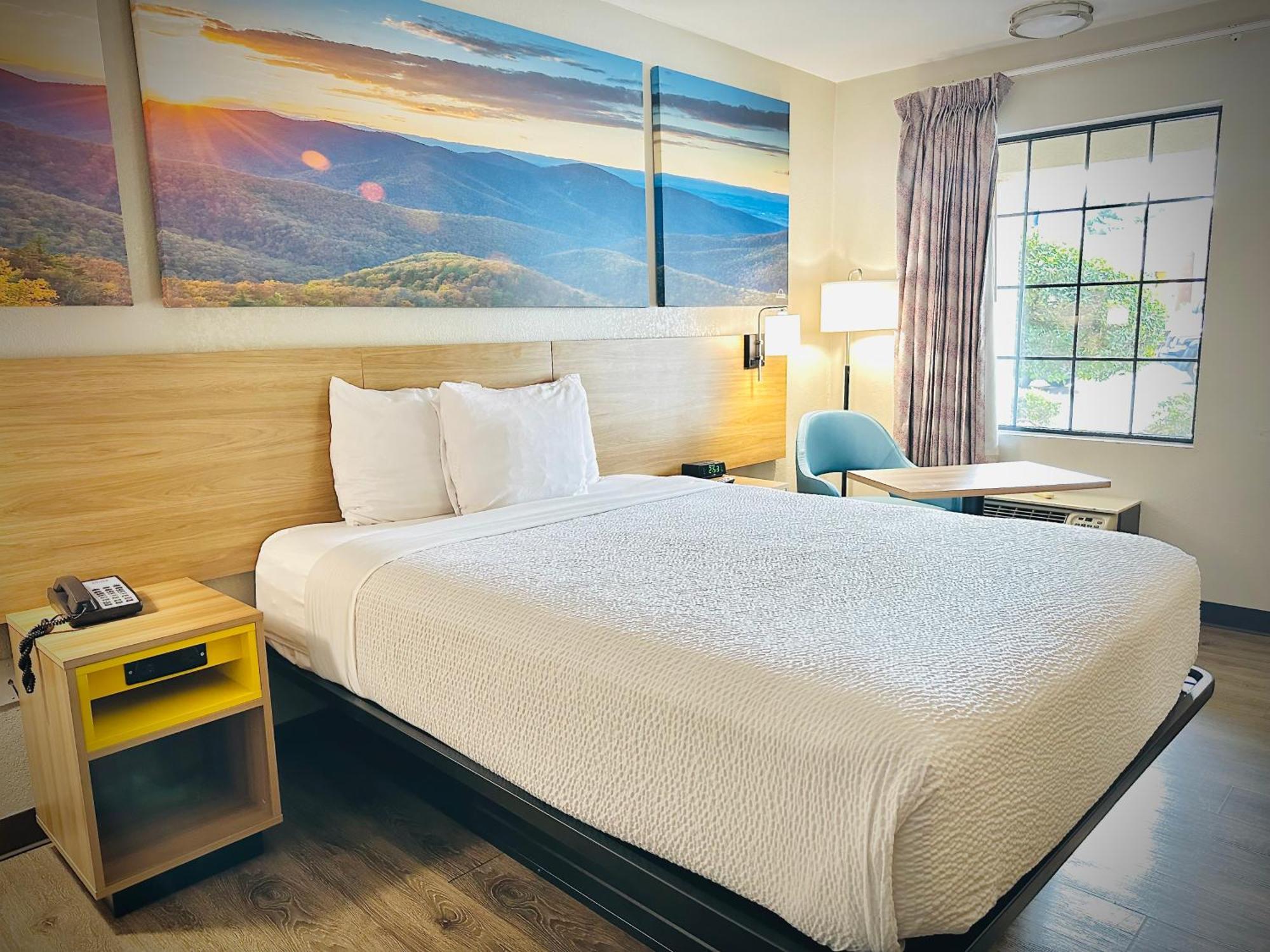 Days Inn By Wyndham Westend Alexandria,Va Washington Dc Area מראה חיצוני תמונה