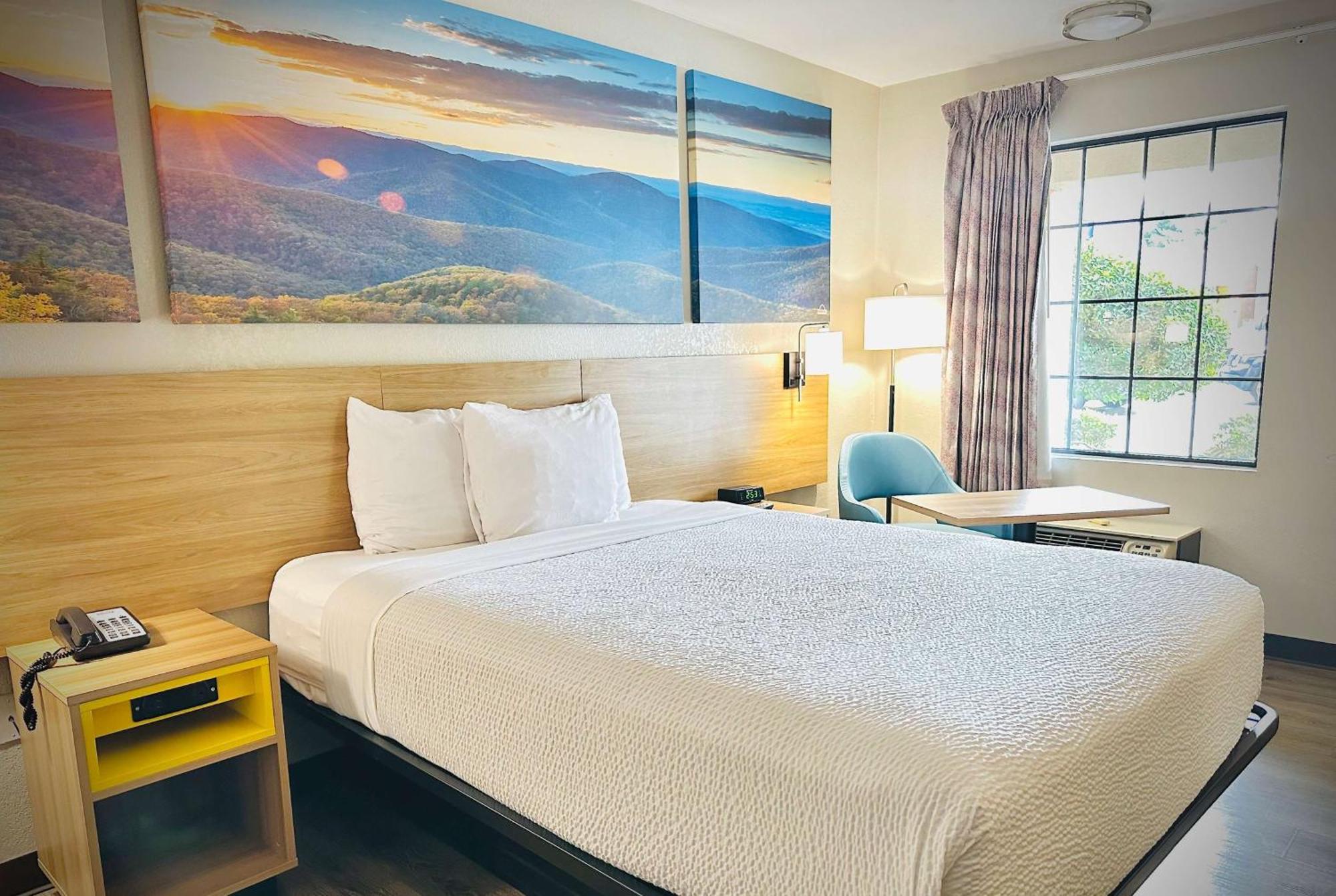 Days Inn By Wyndham Westend Alexandria,Va Washington Dc Area מראה חיצוני תמונה